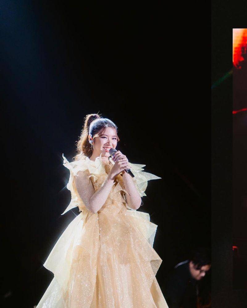 instagram.com/tiaraandini